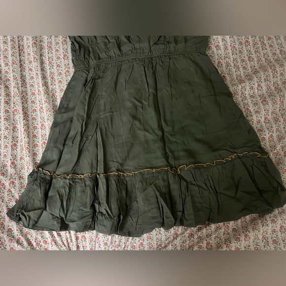 FEHRNVI Cammy Short Sleeve Floral Embroidered Dress Olive Green Cottage Large - Picture 12 of 16